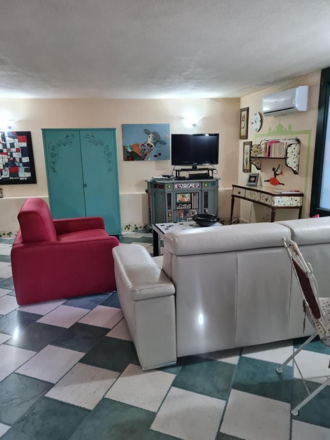 L'Antica Cantina Usini Luaran gambar